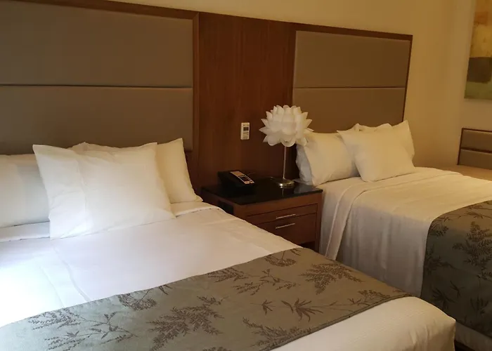Hotels Close to Airport Americana Inn