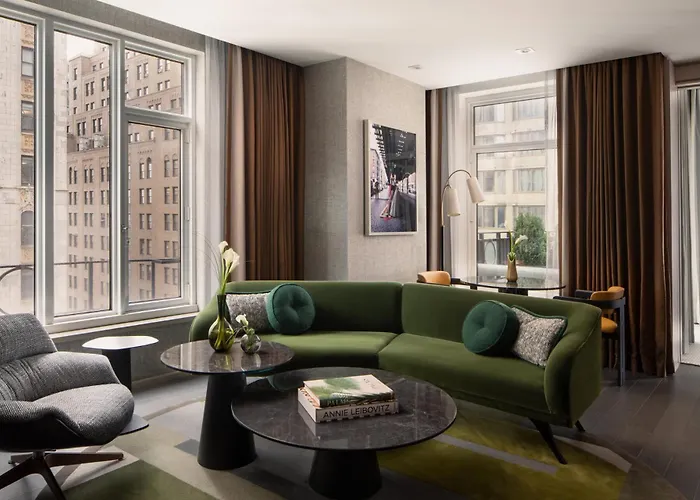 Four Seasons Downtown